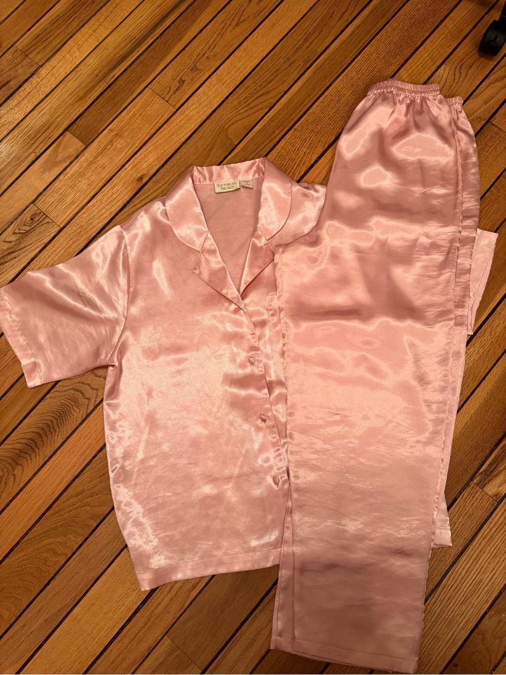Victoria's Secret Vintage “Gold Label” Pink Satin Pajama Set - Picture 6 of 10